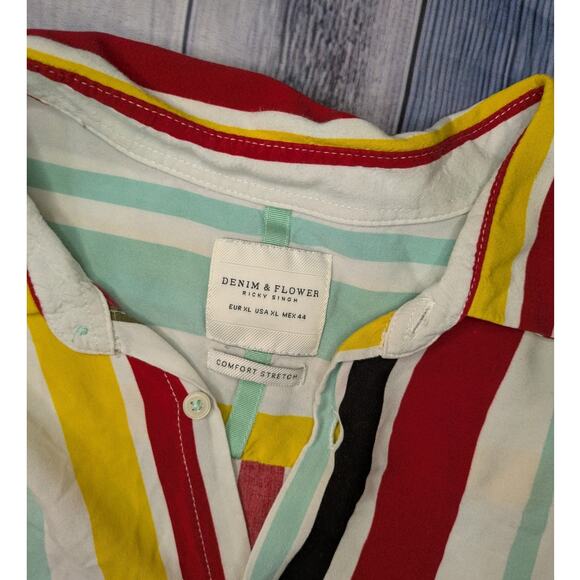 Denim & Flower button down Size XL - Picture 6 of 7